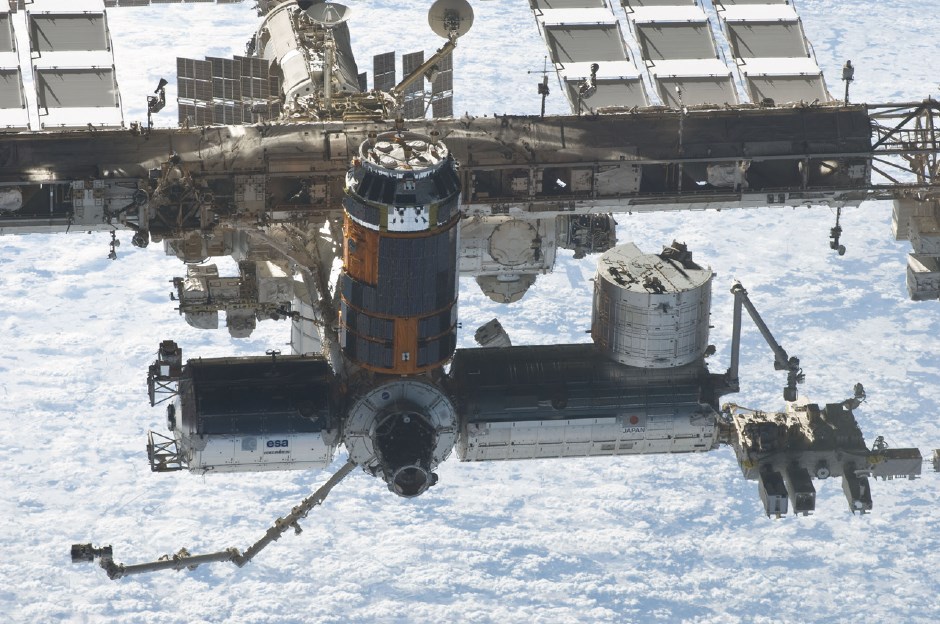 Экспериментальный модуль Кибо является крупнейшим на Международной космической станции 