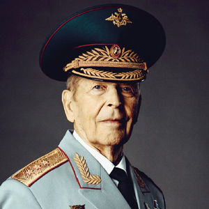 Выступление генерал-полковника Анатолия Хюпенена на ученом совете академии