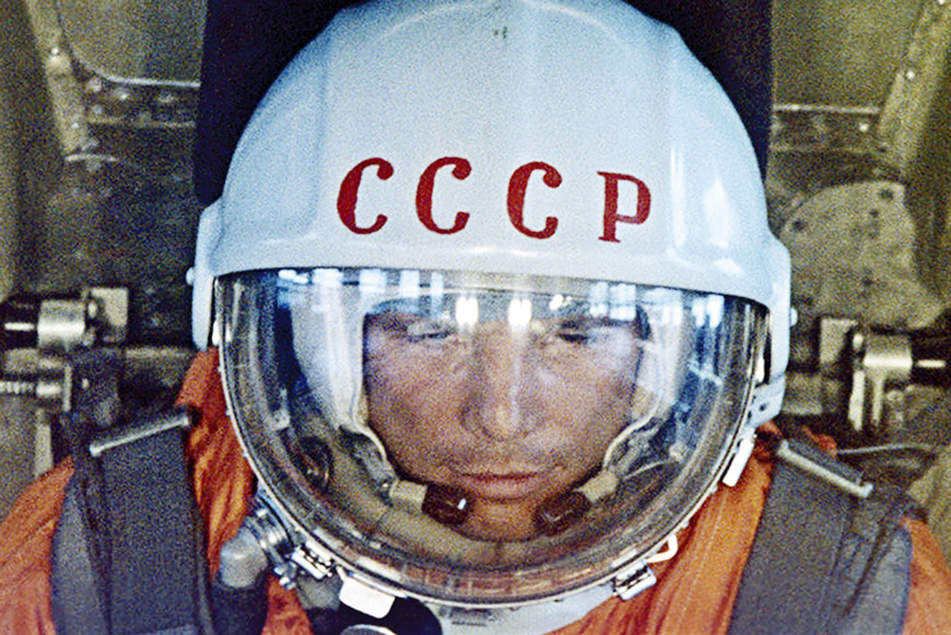 Юрий Гагарин в корабле «Восток-1»