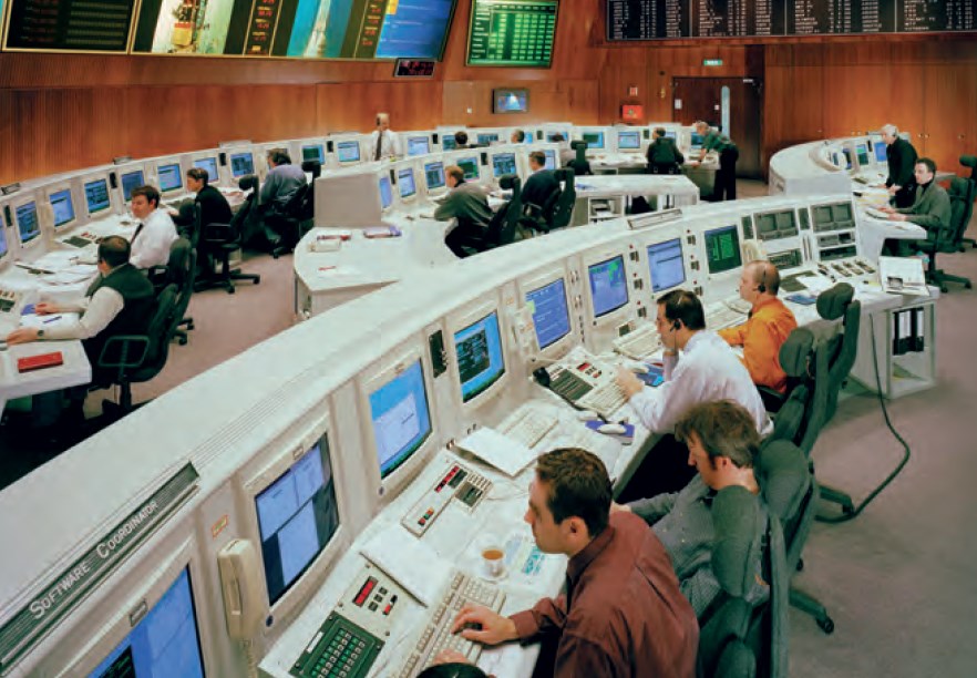 Группа управления полётом космического аппарата Rosetta, 2002 год